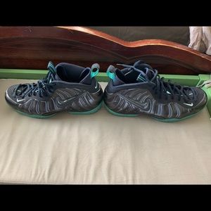 Nike Air Foamposite Pro “Dark Obsidian” Size 14